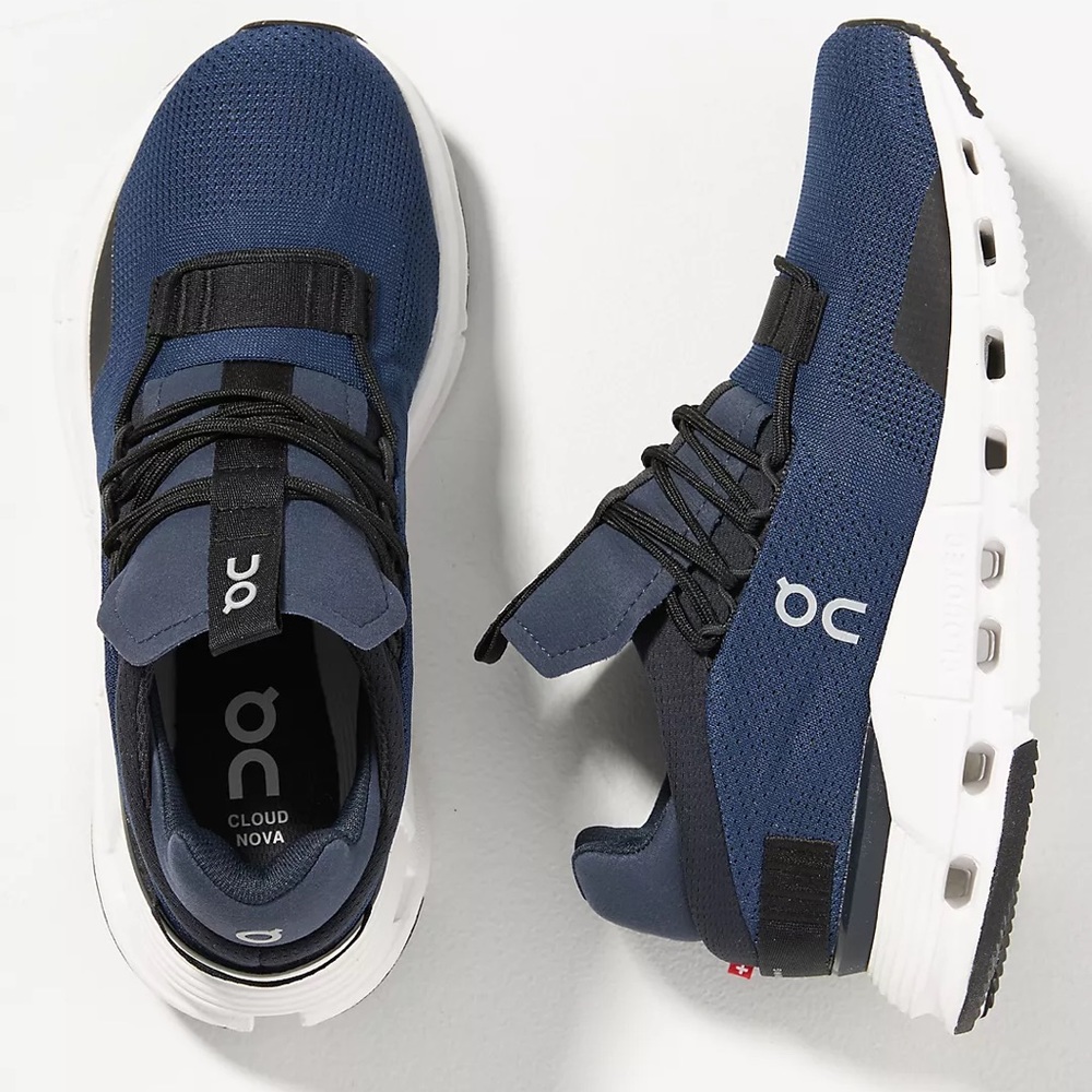 Women’s On Cloudnova in Navy